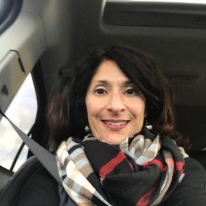 Meet your Posher, Kim